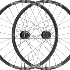 E-thirteen LG1 Race Carbon Enduro Boost 27,5" Laufradsatz