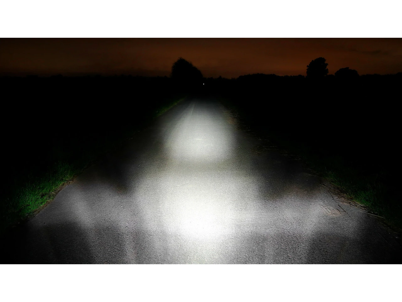 AXA Blueline 50-T Steady Auto LED Frontlicht Mit StVZO-Zulassung – Bild 7