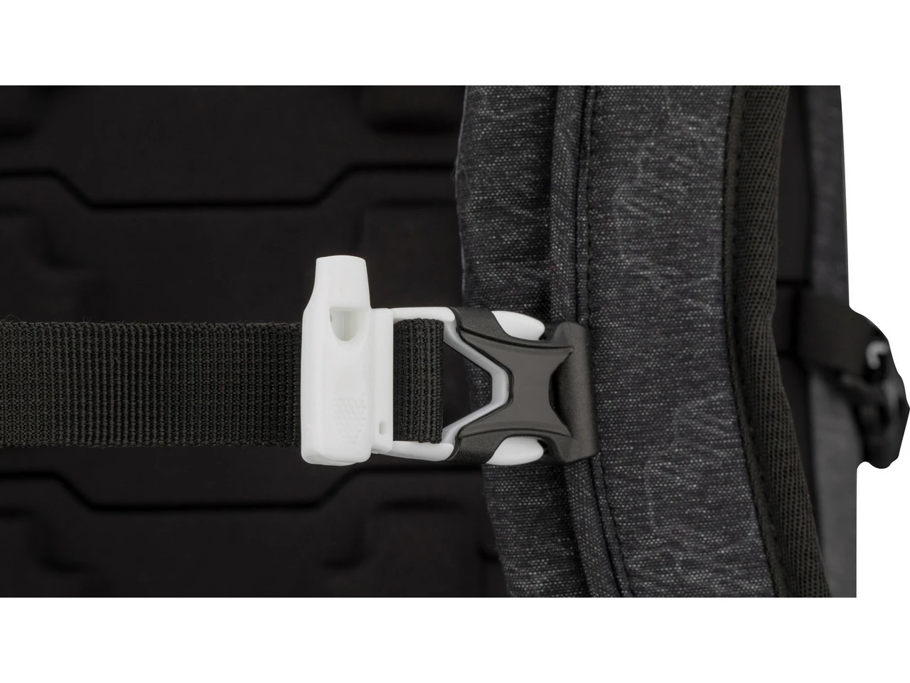 Evoc Trail Pro 26 Protektorenrucksack - Image 9